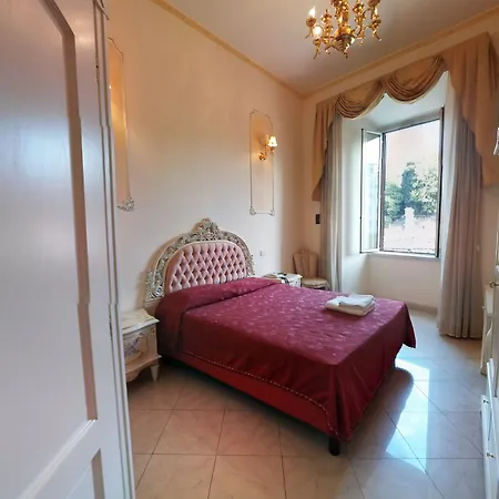 Imperial Rooms Hotel Rome-3
